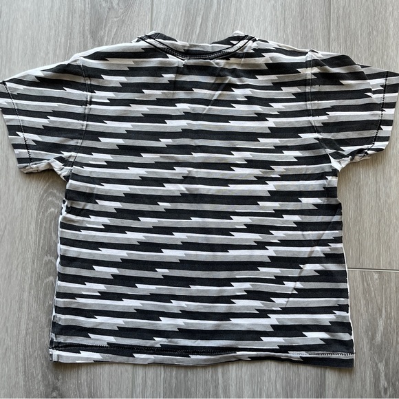 Diesel t-shirt Turn Up the Volume, kids size 4 - Picture 2 of 3